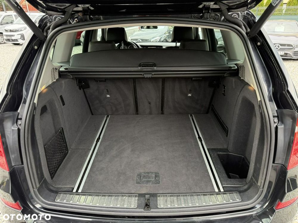BMW X3 sDrive18d - 27