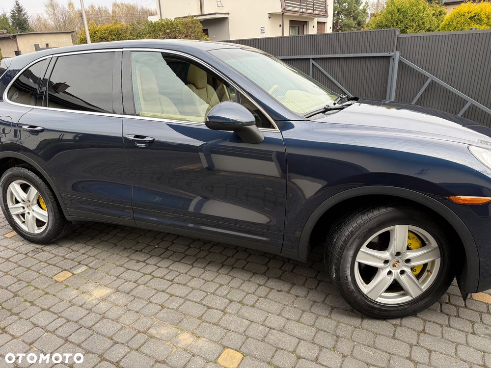Porsche Cayenne - 35