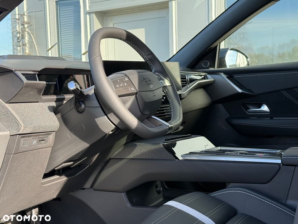 Opel Grandland 1.2 T mHEV GS S&S eDTC6 - 9