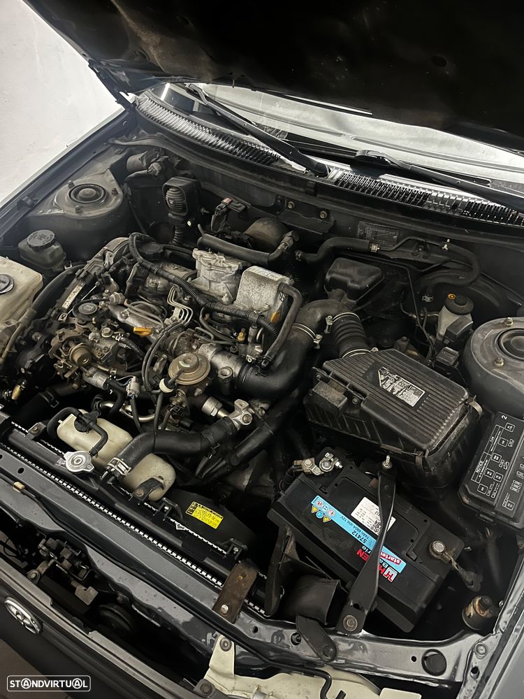 Toyota Corolla - 5