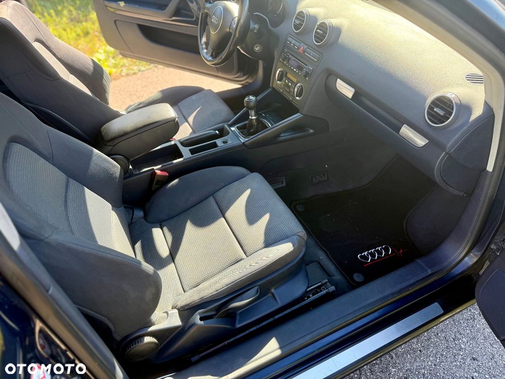 Audi A3 3-drzwiowe 2.0 TDI Ambiente - 10
