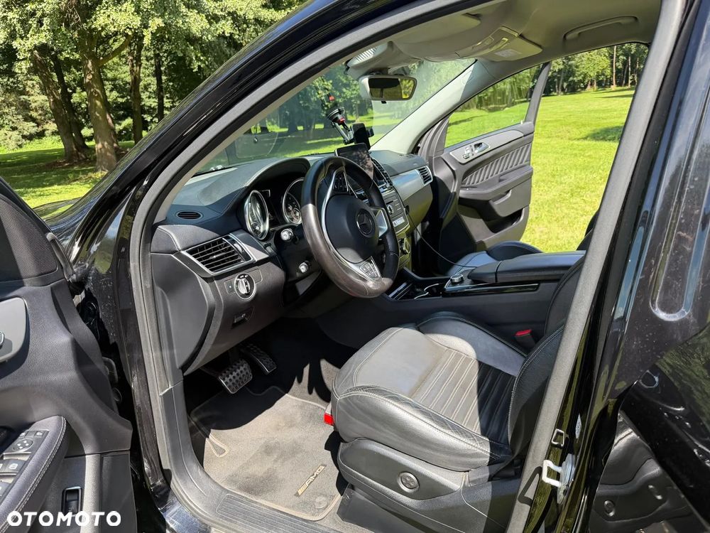 Mercedes-Benz GLE - 14