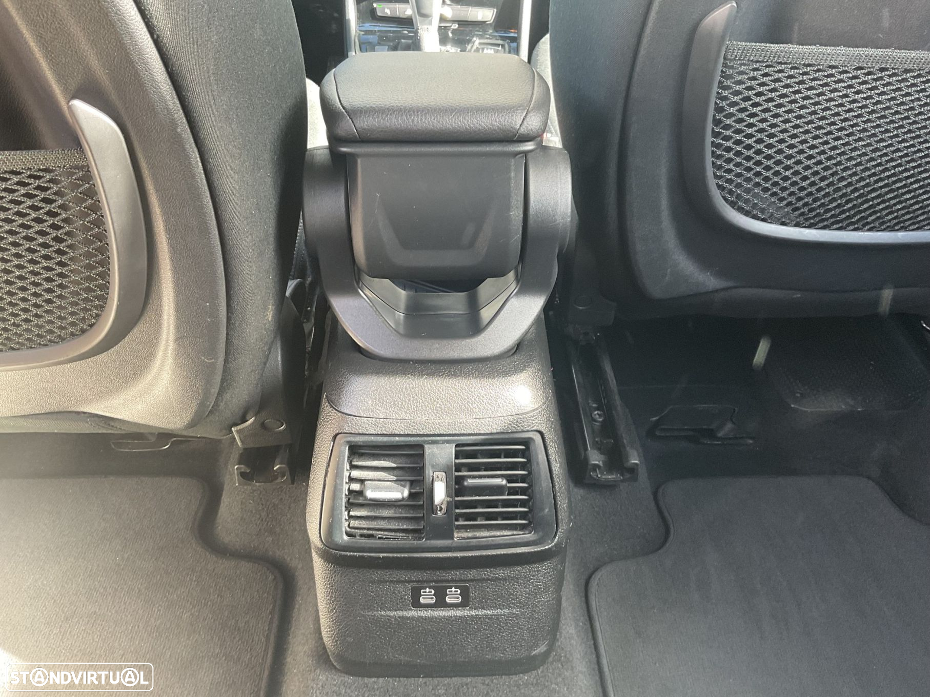 BMW 225xe Active Tourer Advantage - 32
