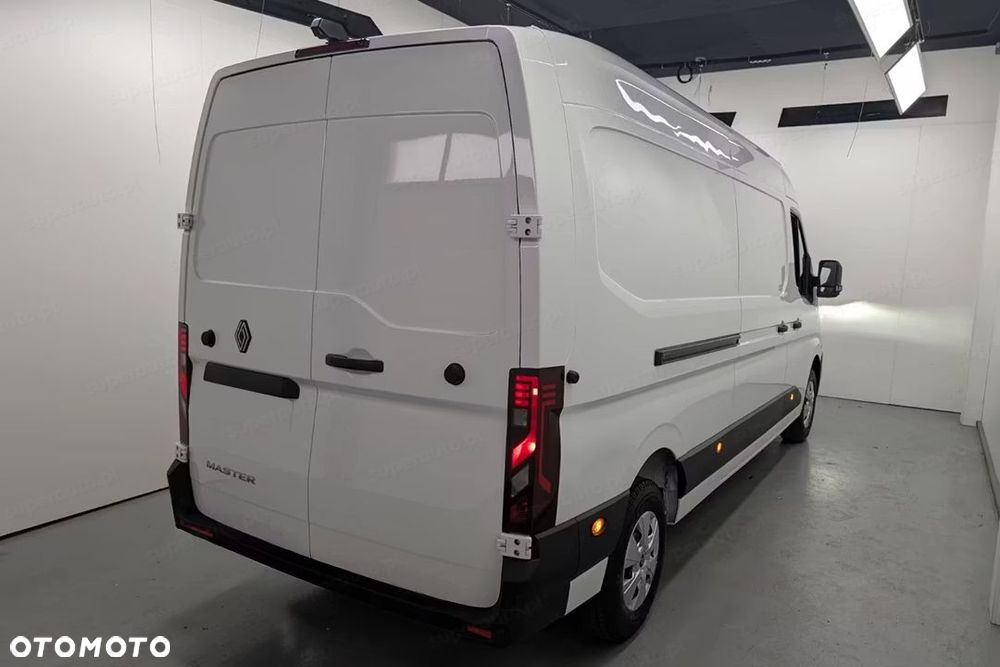 Renault Master dCi L3H2 Extra aut 2.0 170KM - 8