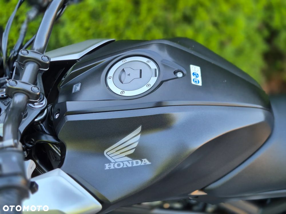 Honda CB - 14