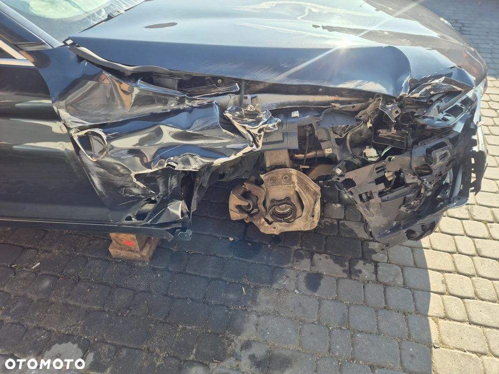 BMW Seria 5 520d M Sport Edition - 3