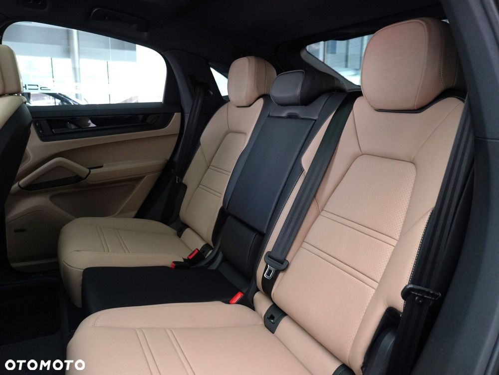 Porsche Cayenne E-Hybrid PHEV Black Edition - 34