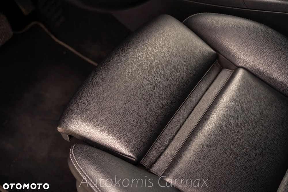 Mercedes-Benz Klasa B 250 4-Matic - 18