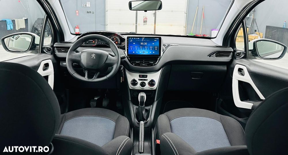 Peugeot 208 PureTech 68 Like - 6