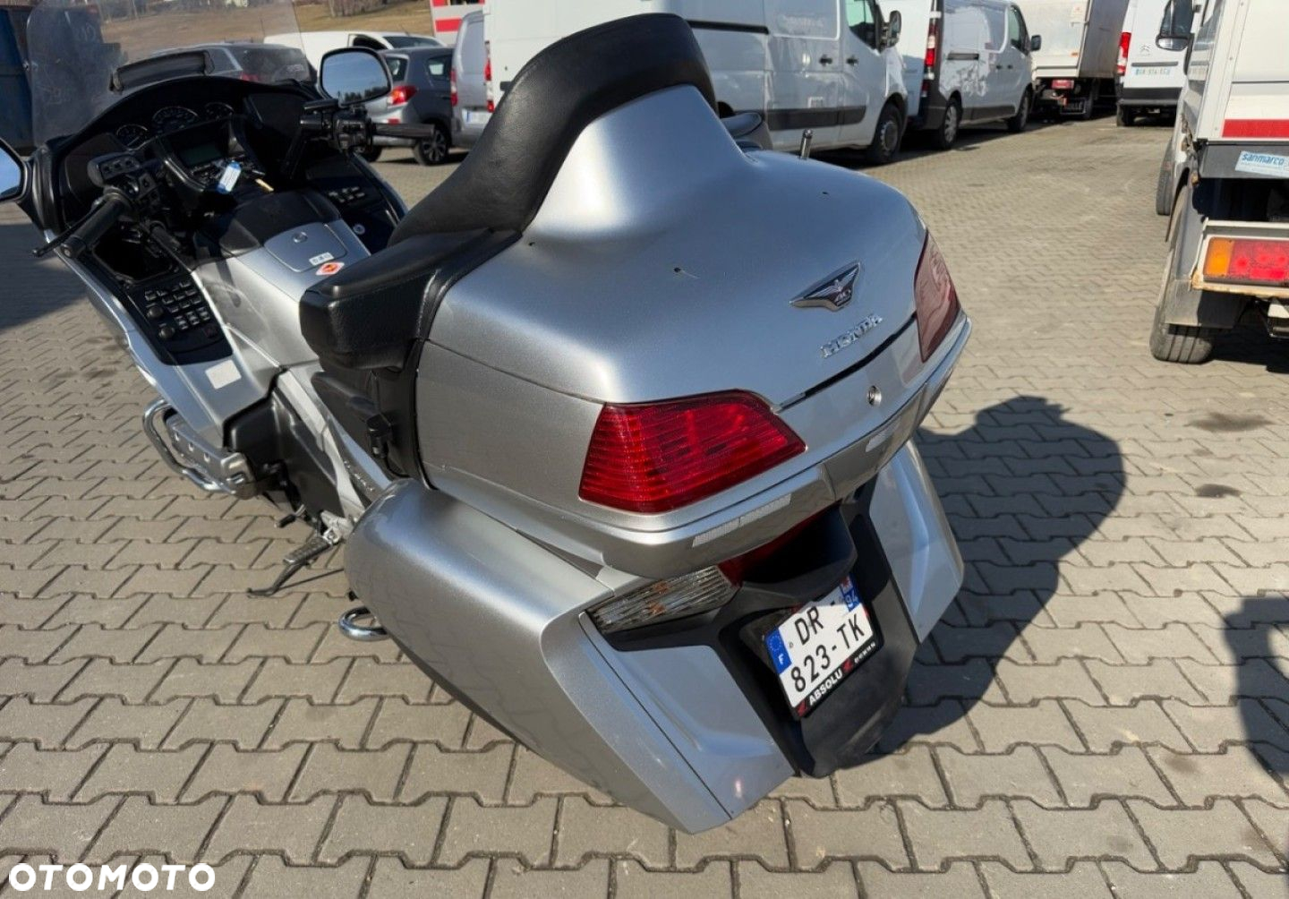 Honda GL - 13