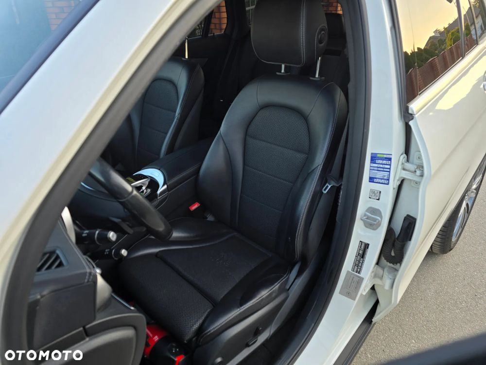 Mercedes-Benz GLC - 10