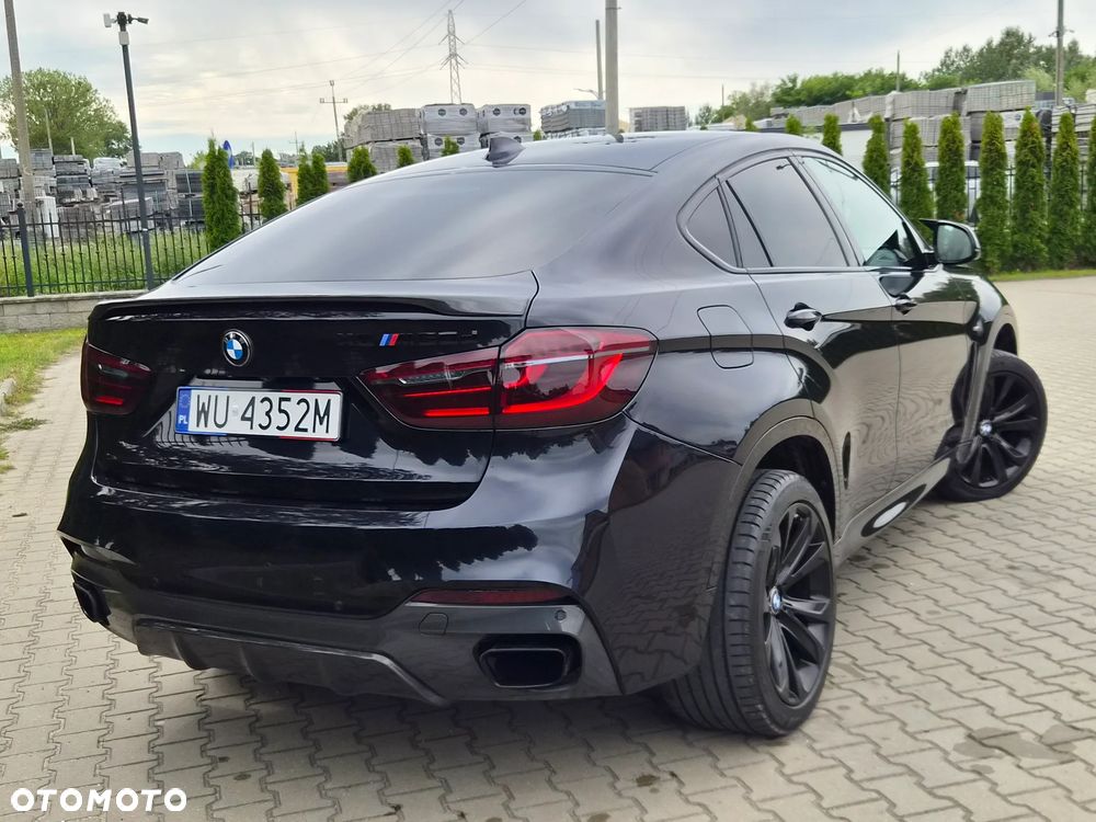 BMW X6M - 40