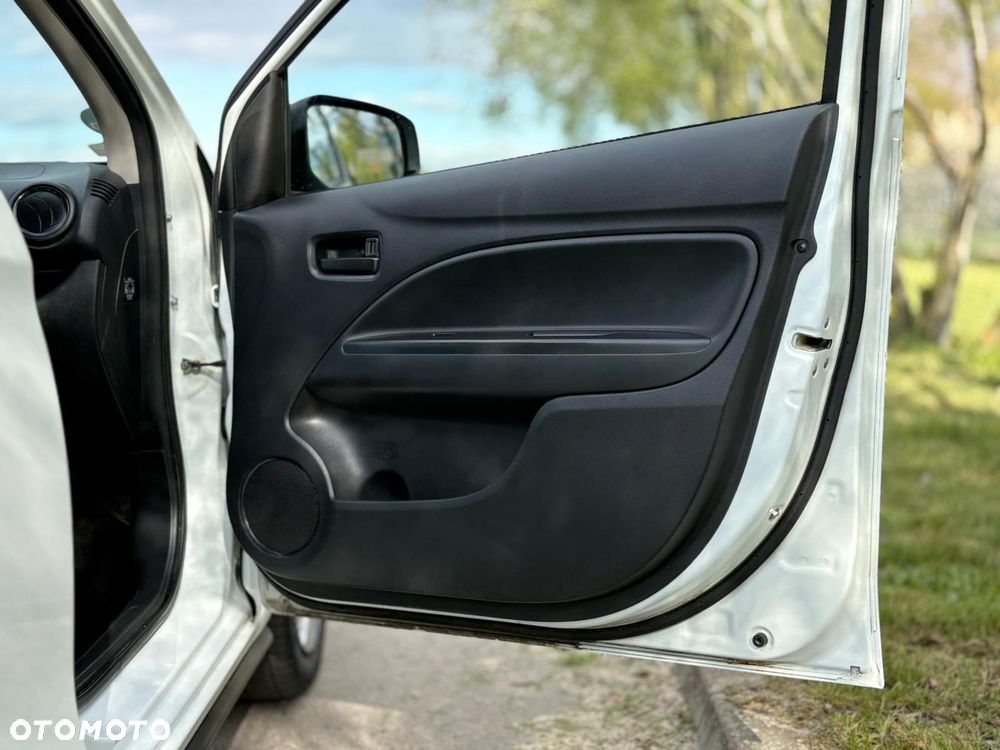 Mitsubishi Space Star 1.0 - 18