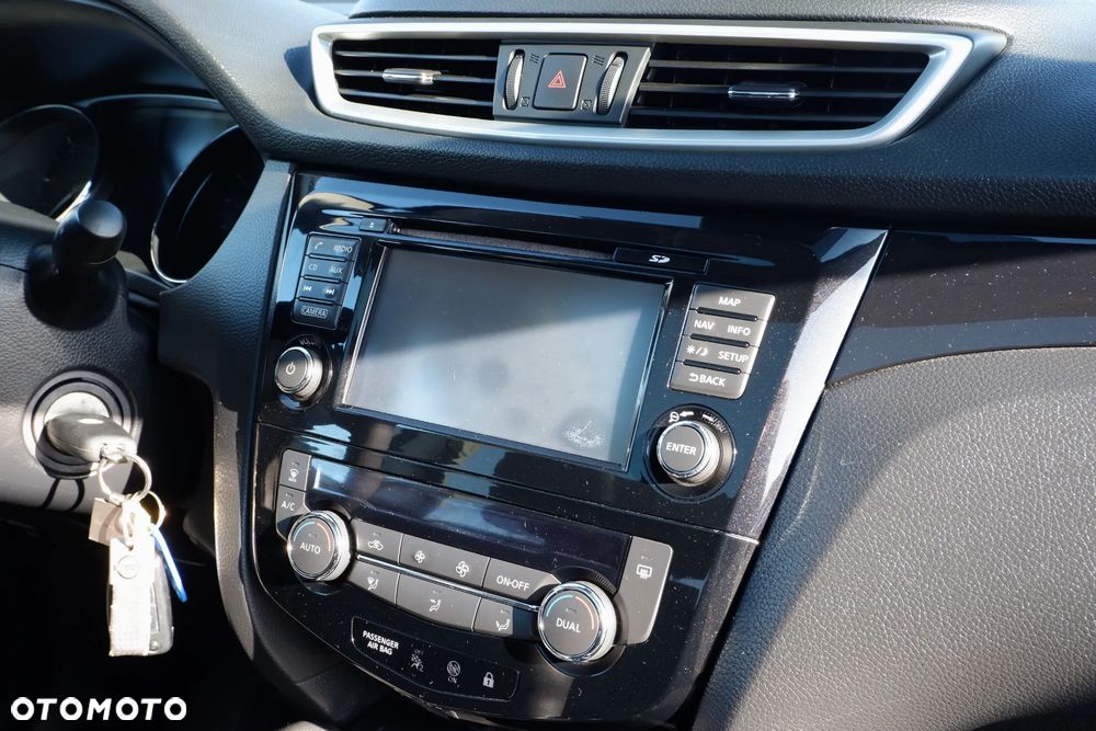 Nissan Qashqai 1.5 dCi N-Connecta - 4