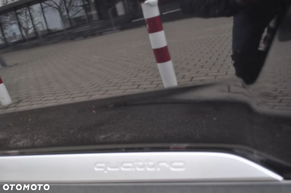 Audi Q7 3.0 TDI ultra Quattro Tiptronic - 9
