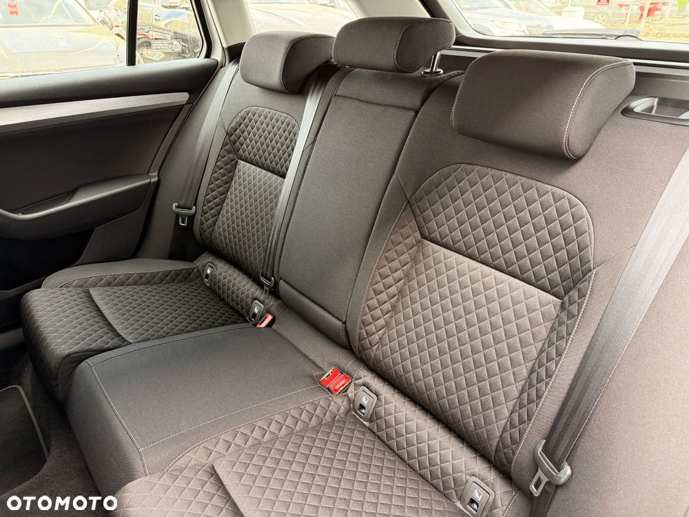 Skoda Superb 1.5 TSI Ambition - 28