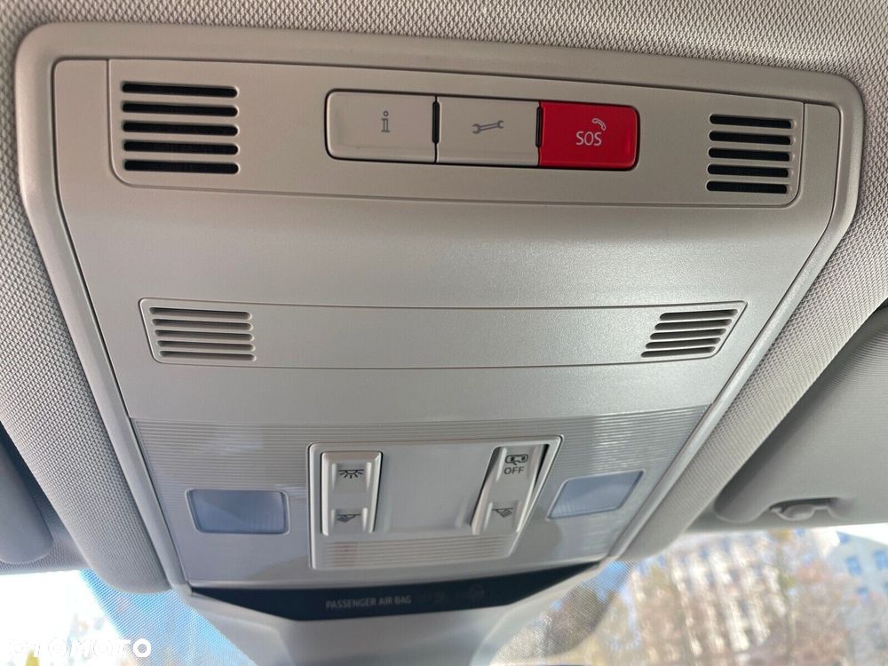 Volkswagen T-Roc 1.5 TSI Life Plus - 28