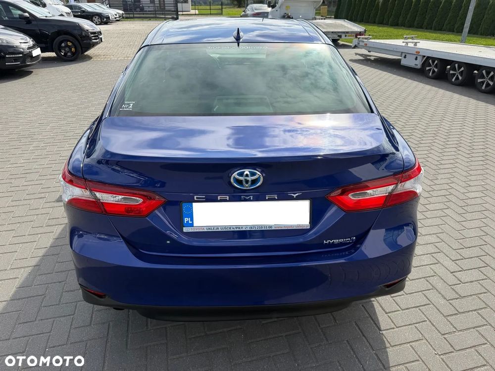 Toyota Camry 2.5 Hybrid Comfort CVT - 3