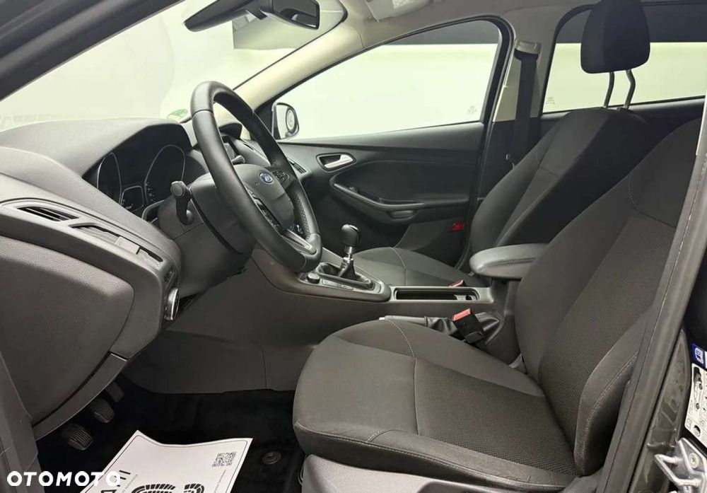 Ford Focus 2.0 TDCi Titanium ASS - 24