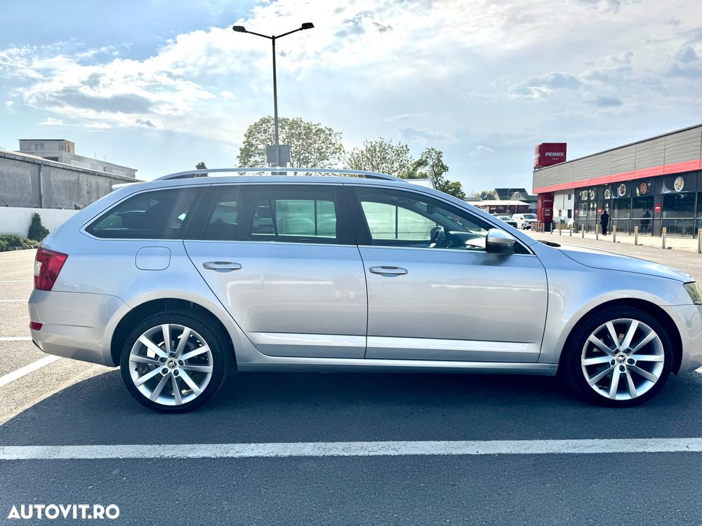 Skoda Octavia 2.0 TDI STYLE DSG - 6