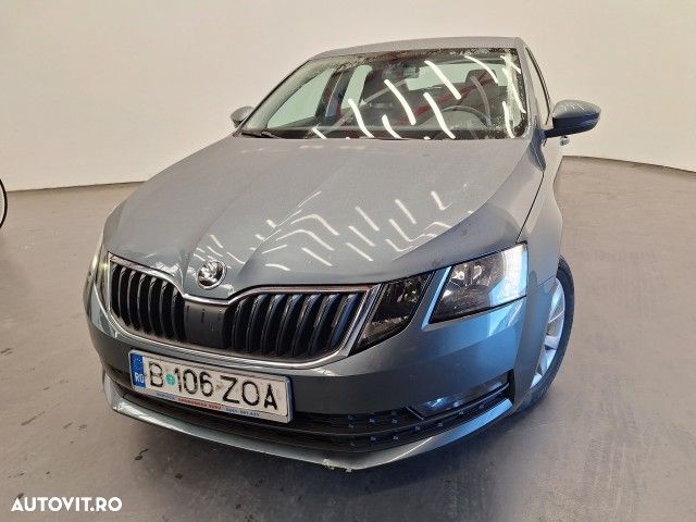 Skoda Octavia - 1