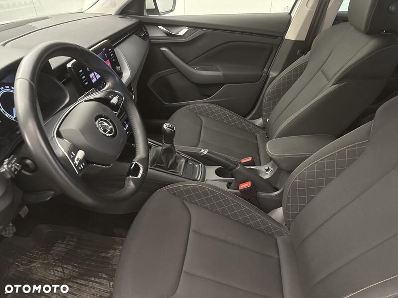 Skoda Kamiq 1.0 TSI Ambition - 11