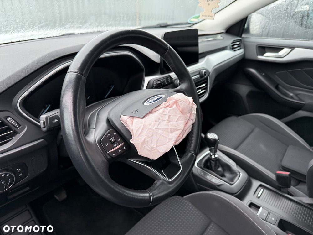 Ford Focus 1.5 EcoBlue Start-Stopp-System TITANIUM STYLE - 14