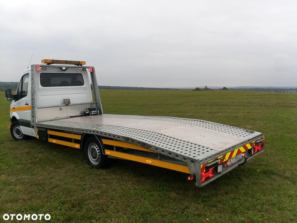 Mercedes-Benz Sprinter - 3