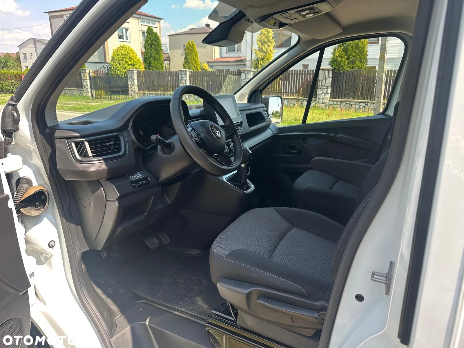 Renault Trafic - 11