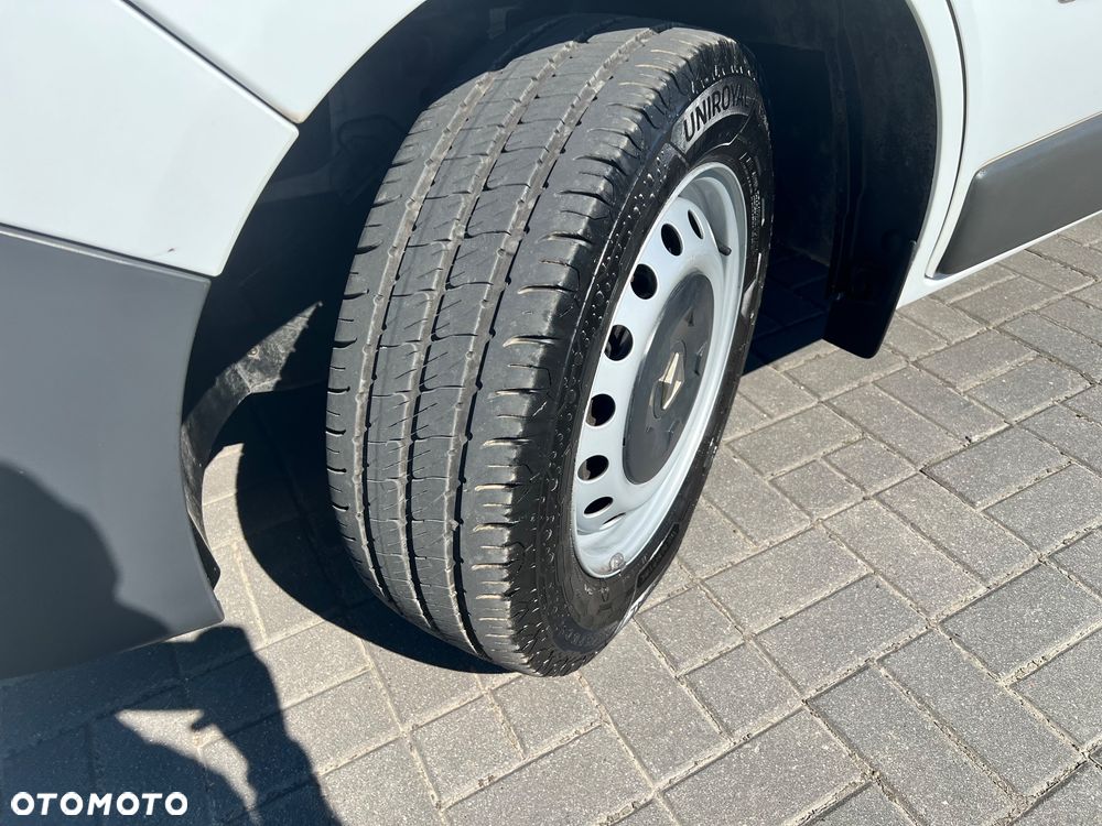 Renault Trafic - 20