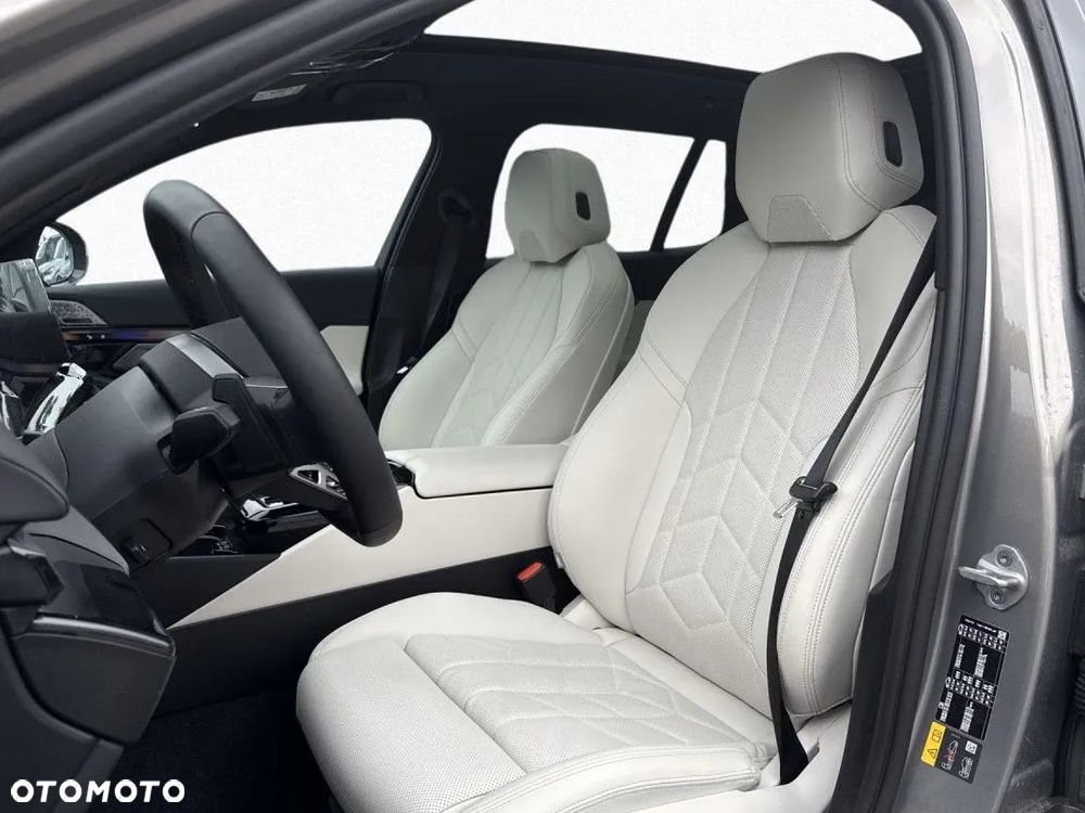 BMW Seria 5 550e xDrive - 6
