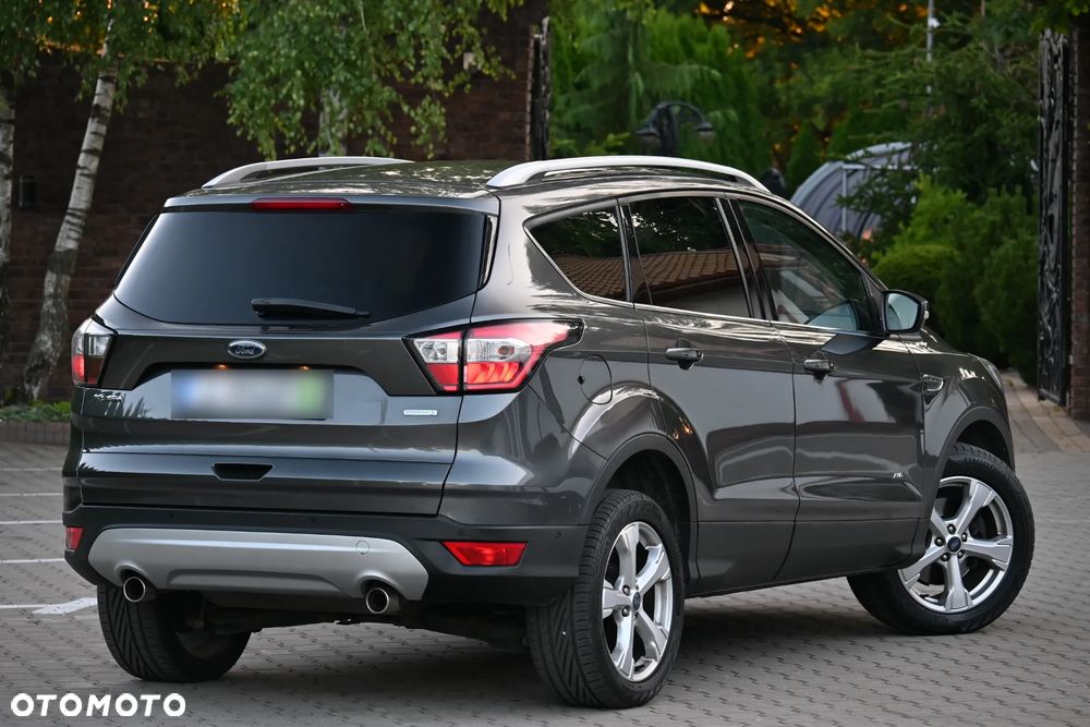 Ford Kuga 1.5 EcoBoost 4WD Titanium - 15