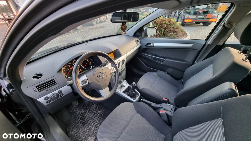 Opel Astra 1.4 Enjoy - 10