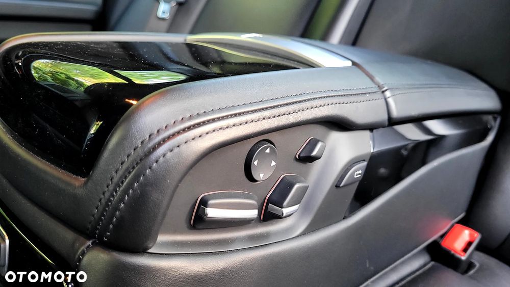 BMW-ALPINA B7 Bi-Turbo Switch-Tronic Allrad Langversion - 15