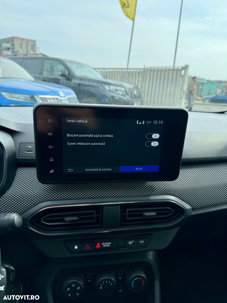 Dacia Logan TCe 90 MT6 Comfort - 12