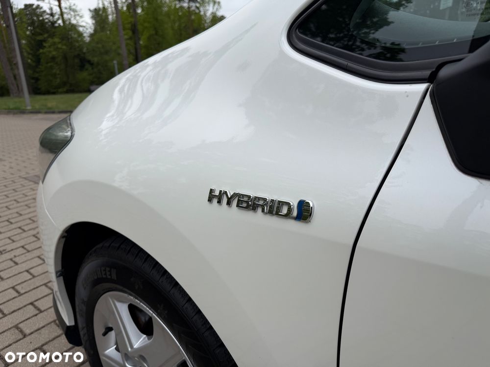 Toyota Auris 1.8 HSD Luna - 11