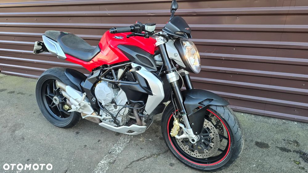 MV AGUSTA Brutale - 10