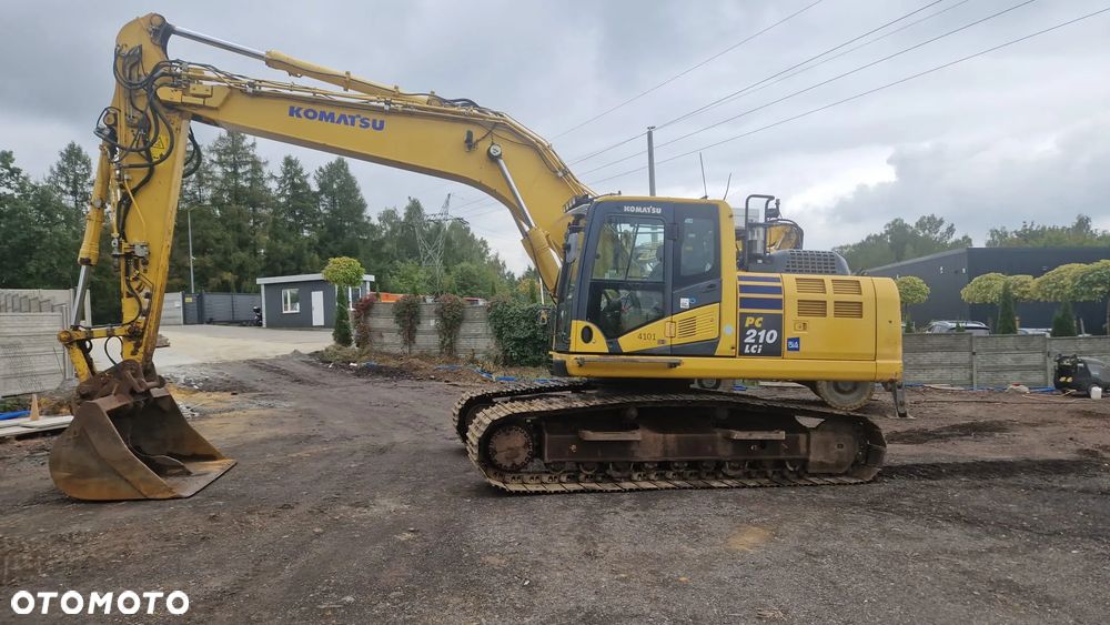 Komatsu PC210 LCi-10 - 1