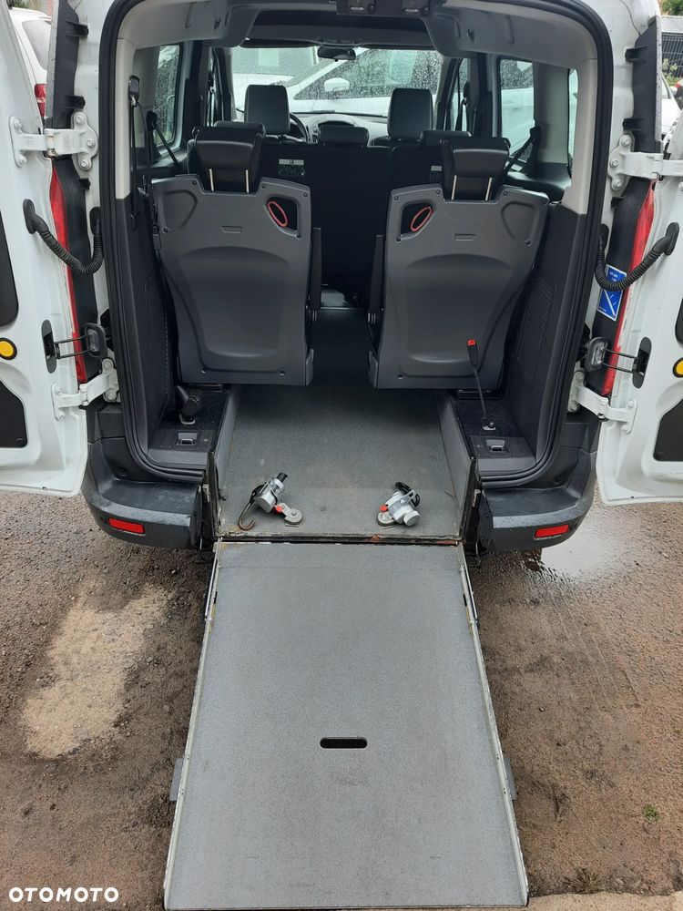 Ford Transit Connect - 23