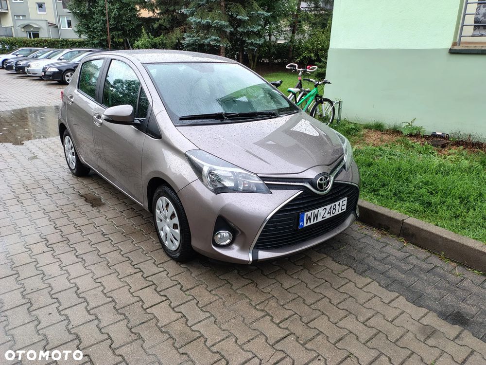 Toyota Yaris 1.33 Premium - 1