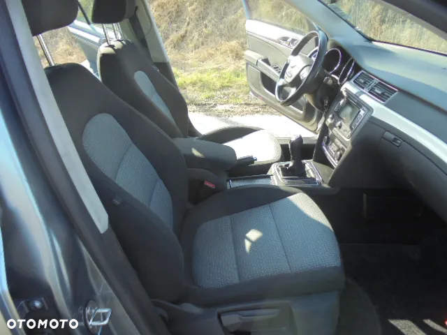Skoda Superb 1.6 TDI Active Greenline - 5