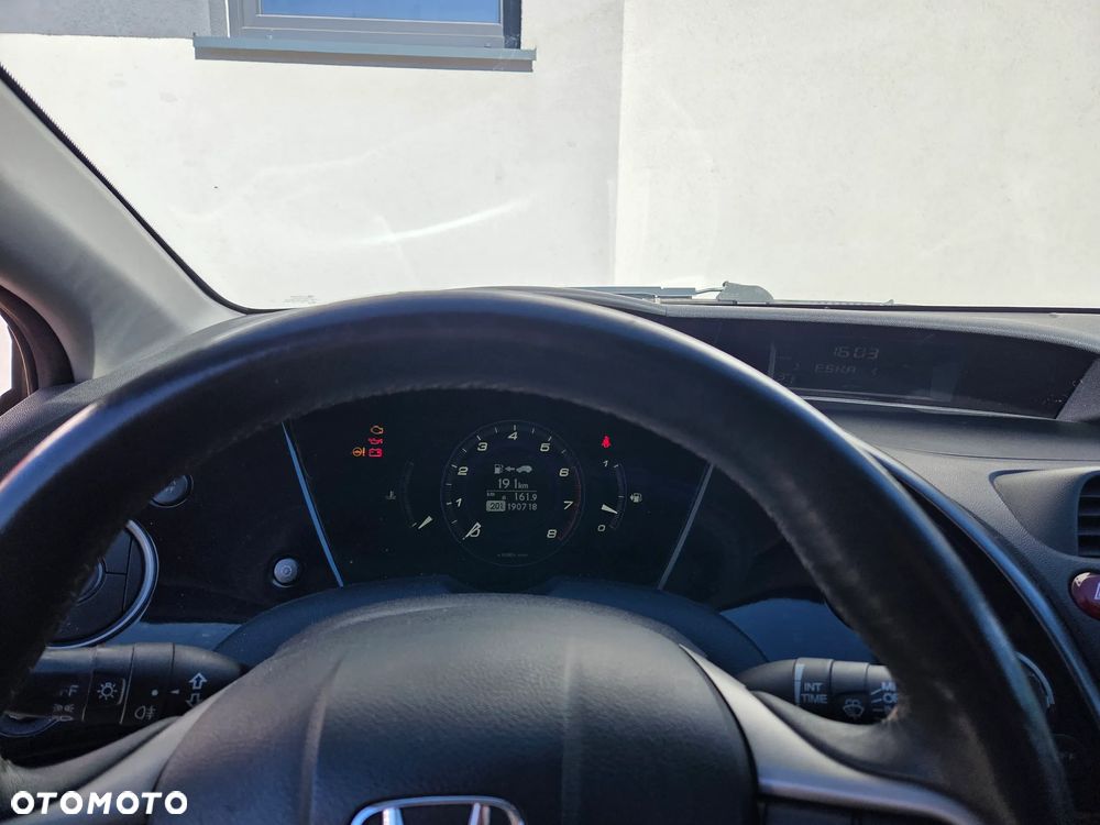 Honda Civic 1.4 Base - 9