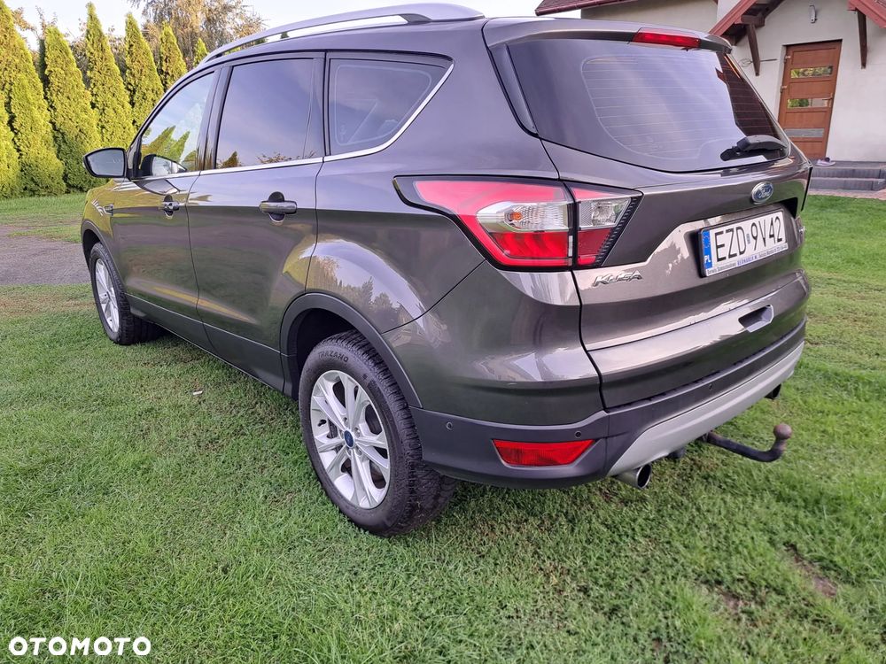 Ford Kuga 1.5 EcoBoost FWD Titanium ASS GPF - 4