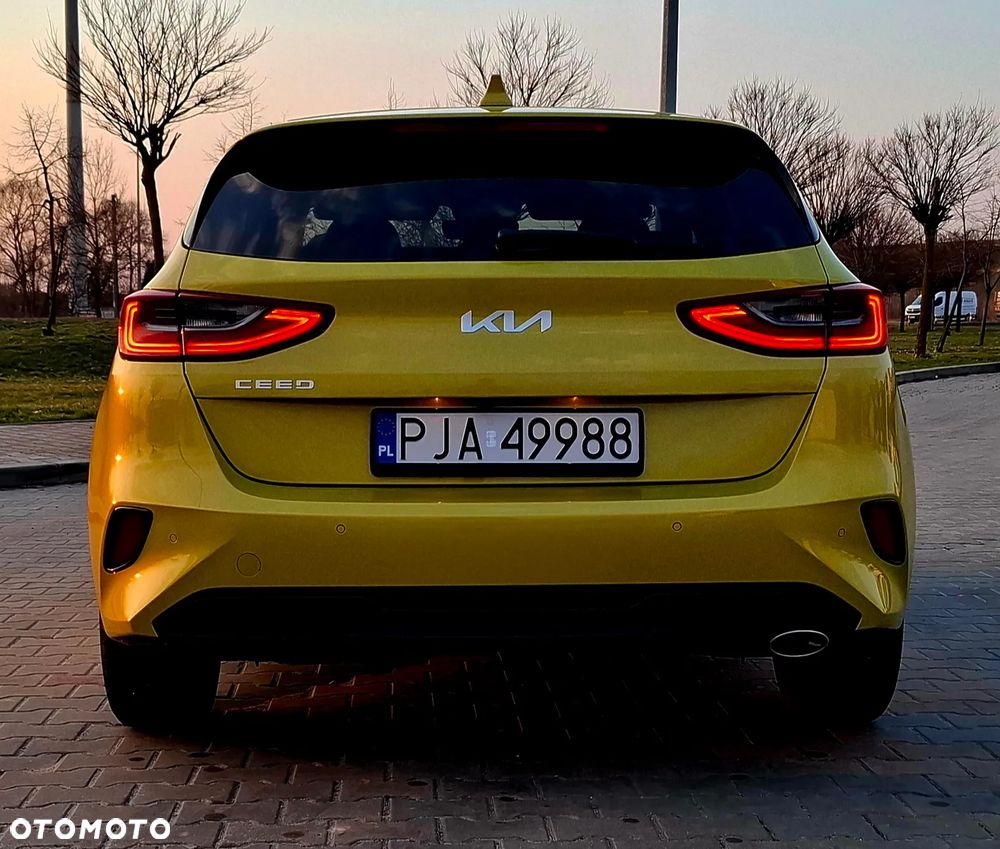 Kia Ceed 1.6 CRDi (48V Mild-Hybrid) Vision - 4
