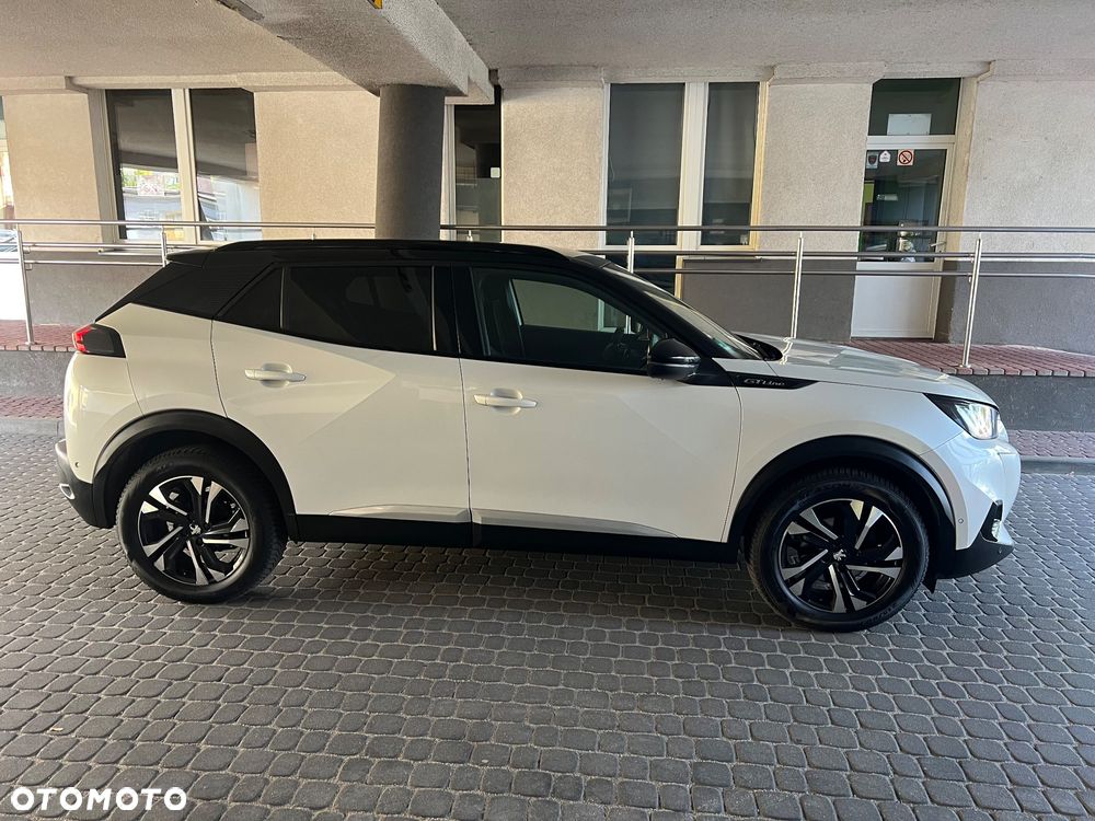 Peugeot 2008 PureTech 130 EAT8 GT - 39
