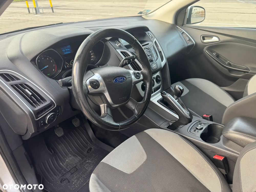 Ford Focus 1.6 EcoBoost Trend Sport - 12