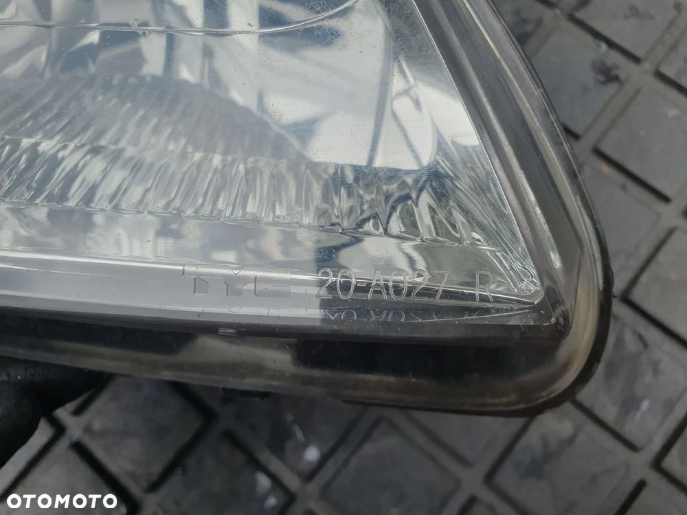 CITROEN C5 KOMPLET LAMP PRZEDNICH REFLEKTORY JAK NOWE TYC EUROPA - 4