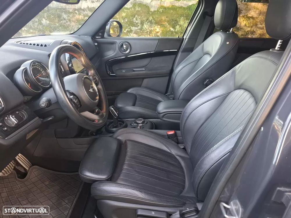 MINI Countryman Cooper SD Auto Desportiva - 14