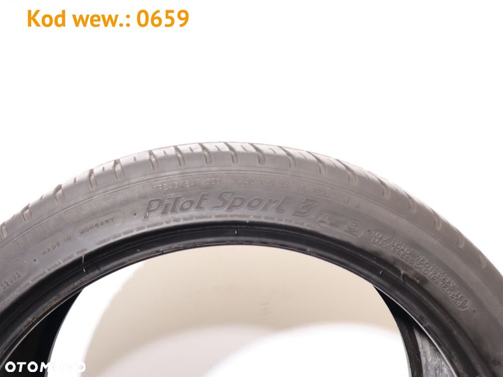 Michelin PILOT SPORT 3 - 245/40 R19 - 4