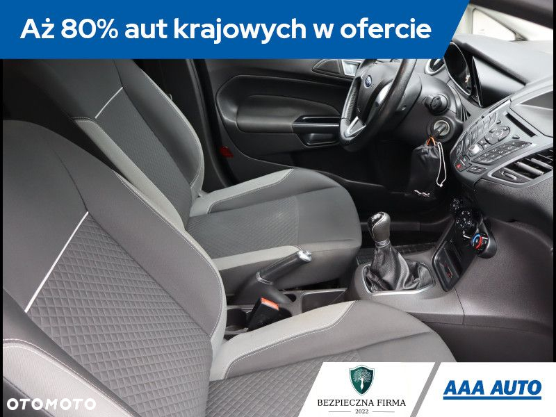 Ford Fiesta - 10